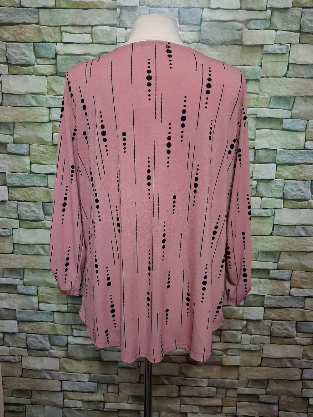 Cure 2X Keyhole Tunic Top Dusty Rose - Picture 3 of 5